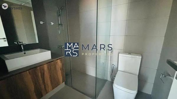 Stylish 1BHK with Balcony – Ideal Location!