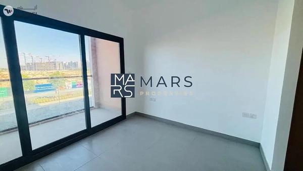 Stylish 1BHK with Balcony – Ideal Location!