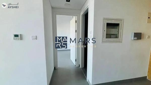 Stylish 1BHK with Balcony – Ideal Location!