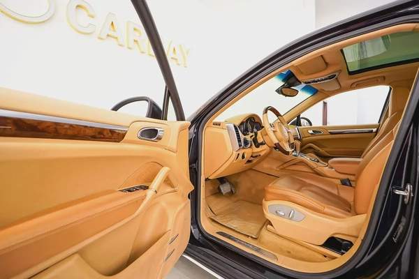 AED 1136 PM | PORSCHE CAYENNE S 2012 | LOW KMS | WELL MAINTAINED | 1 YEAR WARRANTY | GCC