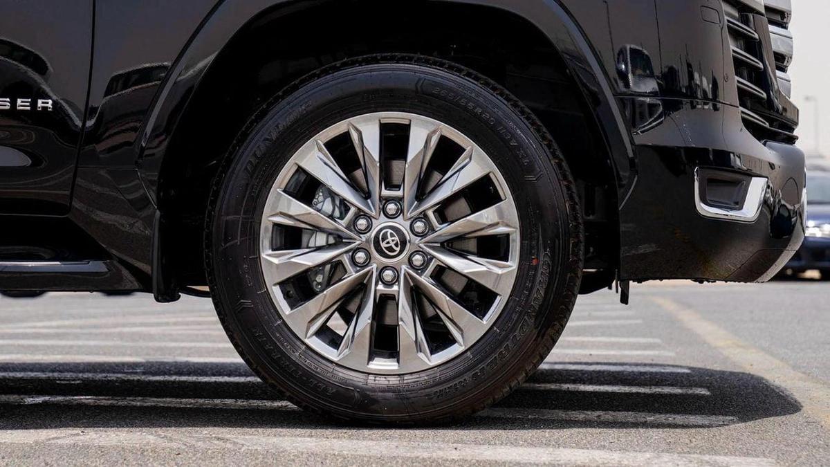 Toyota Land Cruiser VXR 3.5L-9-9