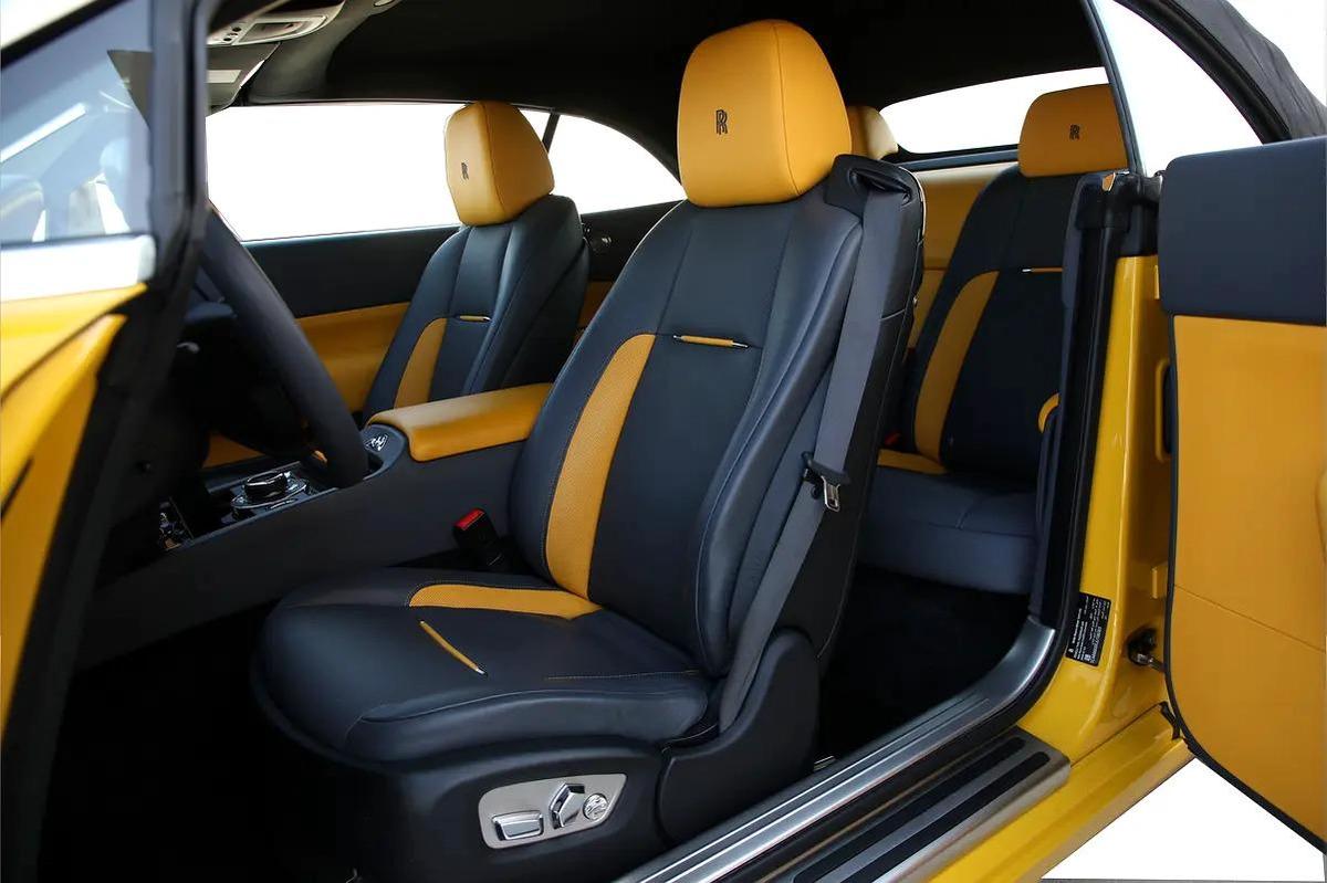 ROLLS ROYCE DAWN - 2018- GCC - FULLY LOADED -Luxurious Convert-2-2
