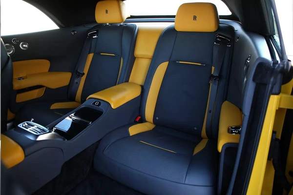 ROLLS ROYCE DAWN - 2018- GCC - FULLY LOADED -Luxurious Convert
