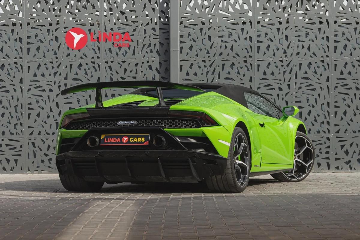 Lamborghini Huracán Evo Spyder 2022-2-2