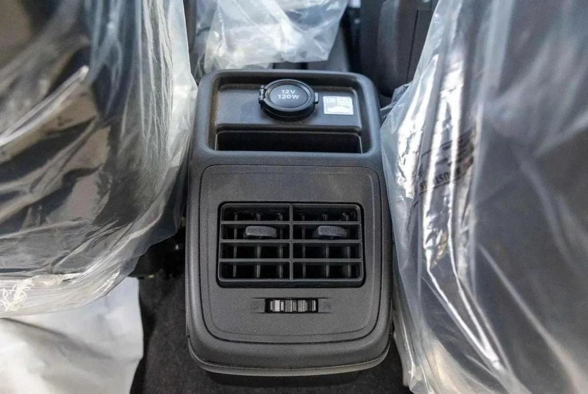 Suzuki Dzire Suzuki Dzire GLX 1.2L Petrol AT MY2025 For Export-3-3