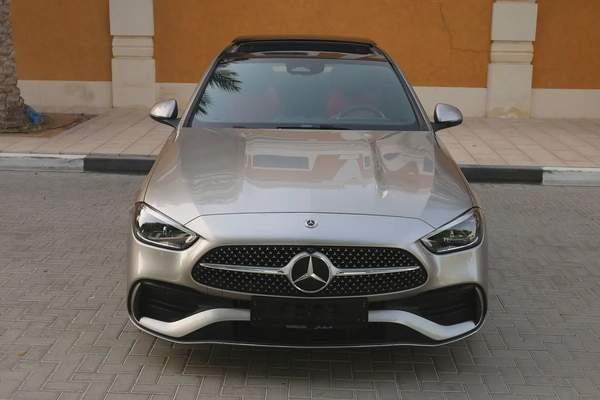 Mercedes C200 -Premium Plus 2024-12,000KM-GCC SPECS-UNDER WARRANTY-SERVICE CONTRACT