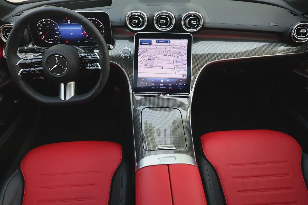 Mercedes C200 -Premium Plus 2024-12,000KM-GCC SPECS-UNDER WARRANTY-SERVICE CONTRACT-13-13