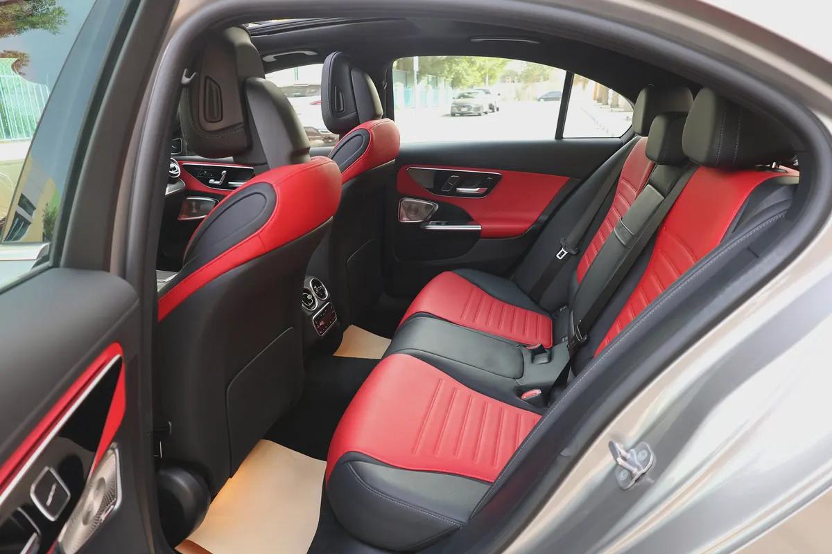 Mercedes C200 -Premium Plus 2024-12,000KM-GCC SPECS-UNDER WARRANTY-SERVICE CONTRACT-17-17