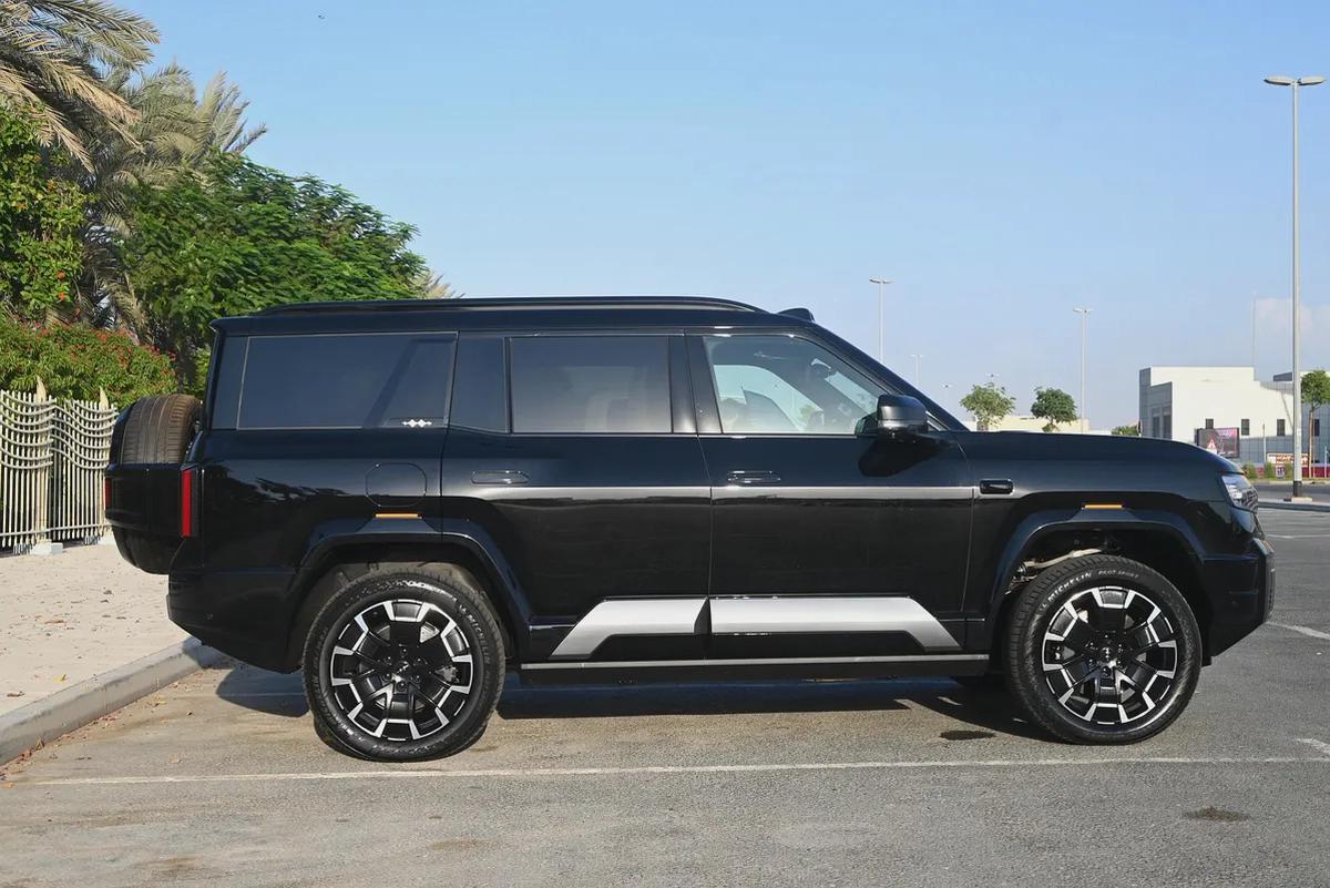 BEST DEALS - 3,840 AED - BYD LEOPERD 8 2025- FLAGSHIP EDITION - HYBRID 2.0TC 4WD-4-4