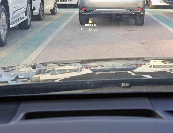 Toyota Camry S SPORT / 2.0L V4 PETROL / PWR SEATS WITH HEADUP DISPLAY / PANORAMIC ROOF (CODE # CMPCS)