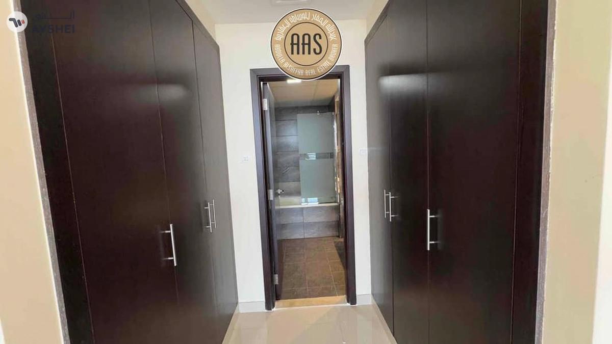 luxury 3bhk in prime location sheikh zayed road rent 235k-4-4