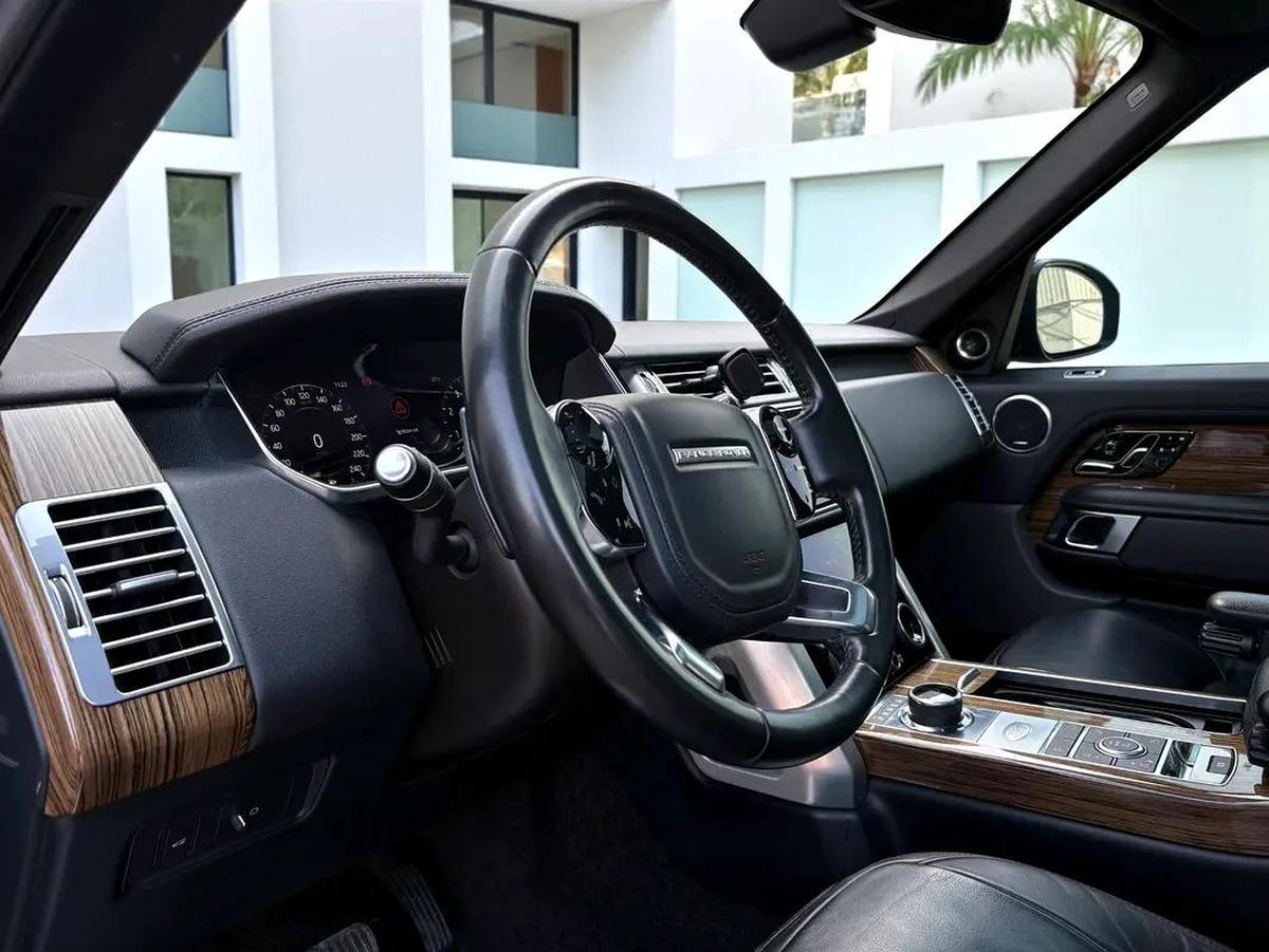 AED 2,300 P.M | 0% DOWN PAYMENT | RANGE ROVER HSE | 3.0SC V6 | 2019 | GCC SPECS | SVR KIT-2-2