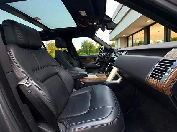 AED 2,300 P.M | 0% DOWN PAYMENT | RANGE ROVER HSE | 3.0SC V6 | 2019 | GCC SPECS | SVR KIT