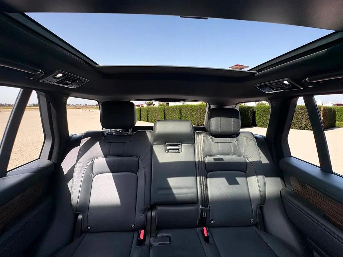 AED 2,300 P.M | 0% DOWN PAYMENT | RANGE ROVER HSE | 3.0SC V6 | 2019 | GCC SPECS | SVR KIT-3-3