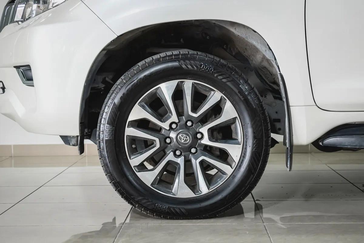 1 YR WARRANTY | 4.0 GXR | AED 1650 PM | GCC-7-7