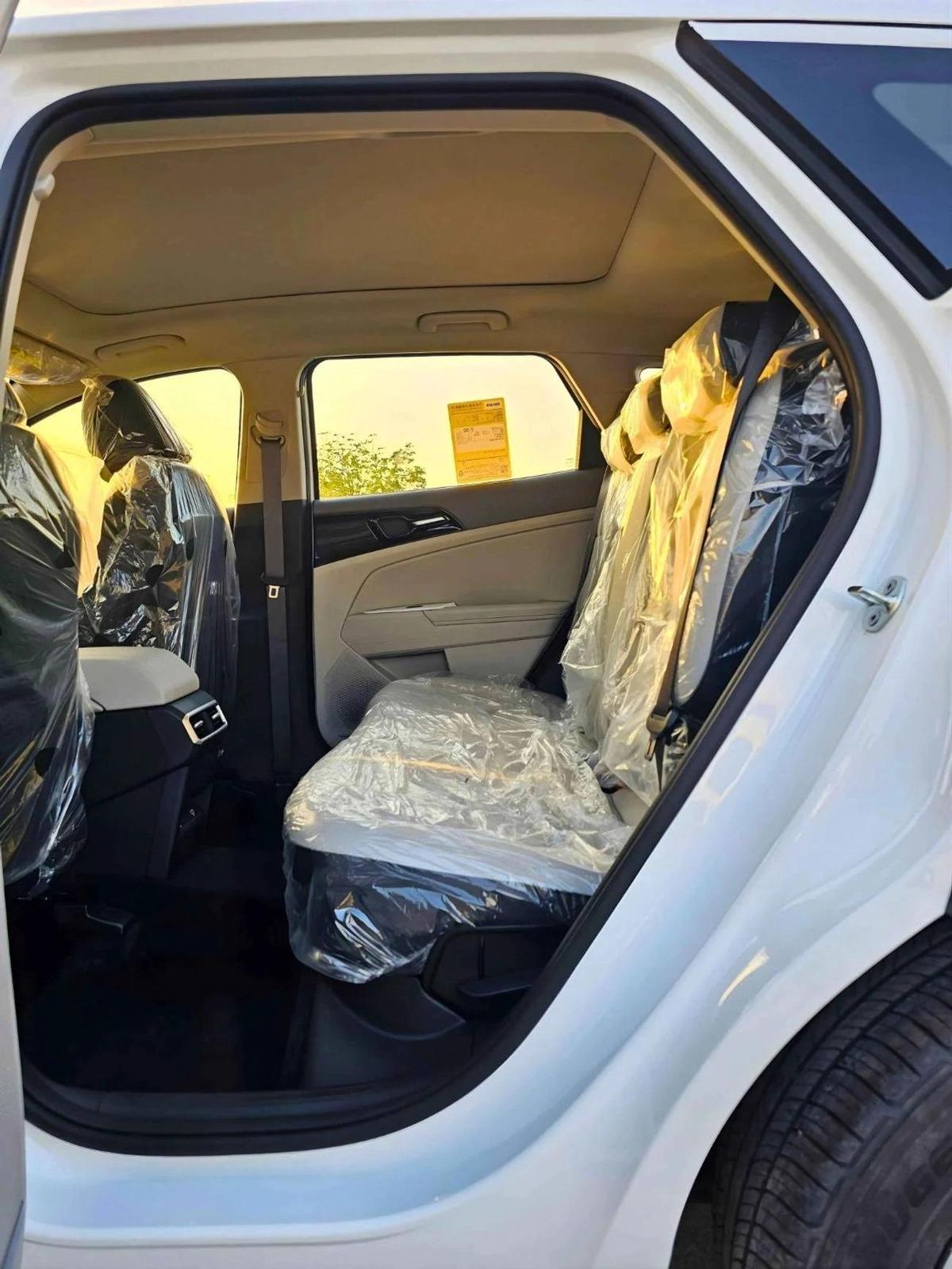 Kia Sportage PREMIUM SMART VERSION / 1.5L V4 PETROL / 360 CAMERA / PANORAMIC ROOF (CODE # KSRP)-14-14