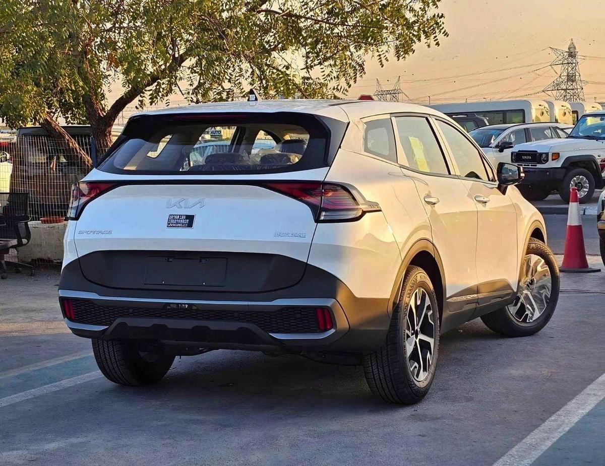 Kia Sportage PREMIUM SMART VERSION / 1.5L V4 PETROL / 360 CAMERA / PANORAMIC ROOF (CODE # KSRP)-4-4