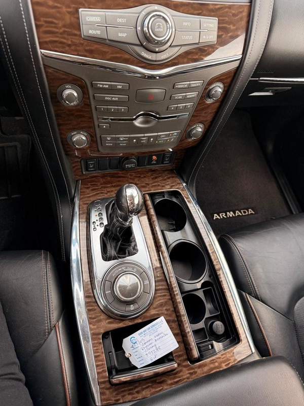 Nissan Armada SL 4WD Full option sunroof