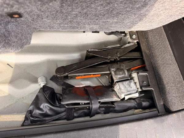 Nissan Armada SL 4WD Full option sunroof