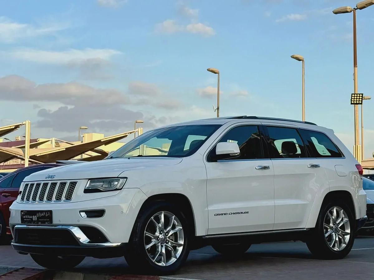 Jeep Grand Cherokee, 2015 GCC specs, full option, no accidents.-1-1