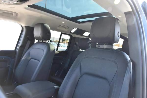 LAND ROVER DEFENDER 110 S 2024 | BLUE