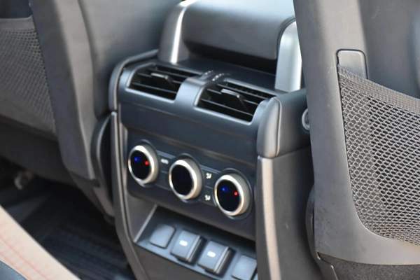 LAND ROVER DEFENDER 110 S 2024 | BLUE