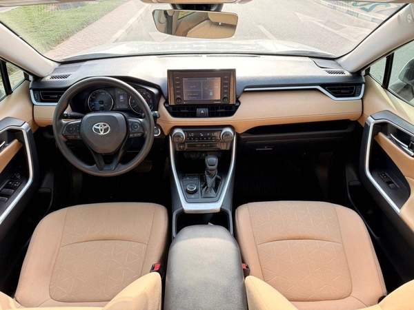 Toyota RAV4 Hybrid XLE 2.5L