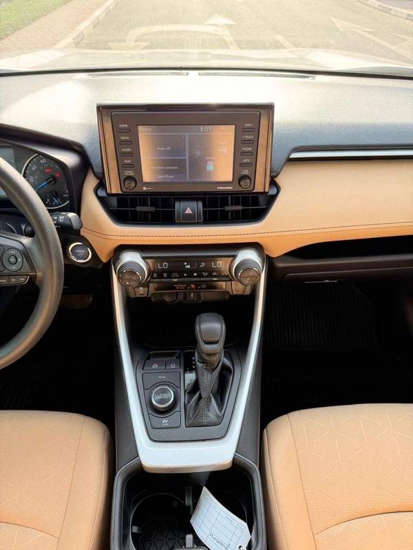 Toyota RAV4 Hybrid XLE 2.5L