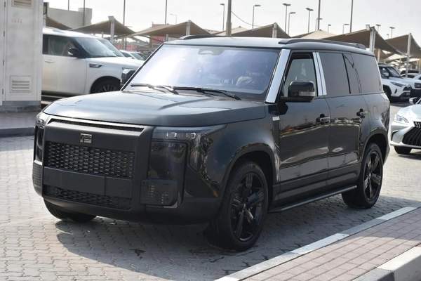 ROX 01 SEVEN SEATS 2025 | BLACK