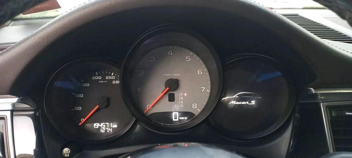 2015 PORSCHE MACAN S || ORIGINAL PAINT|| EXCELLENT CONDITION || SINGLE OWNER-8-8