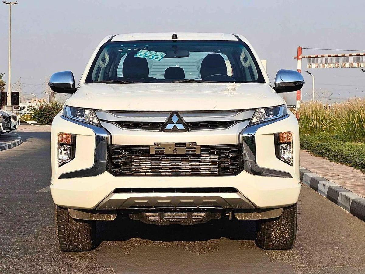 Mitsubishi L200 SPORTERO / 2.4L DIESEL / M/T / 4WD / SPECIAL OFFER / (CODE#68092)-1-1