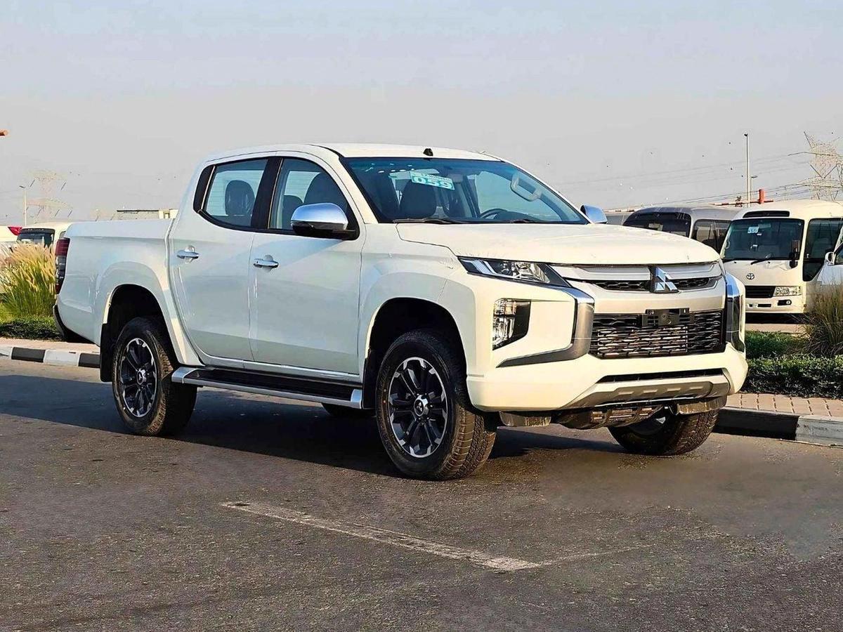 Mitsubishi L200 SPORTERO / 2.4L DIESEL / M/T / 4WD / SPECIAL OFFER / (CODE#68092)-3-3
