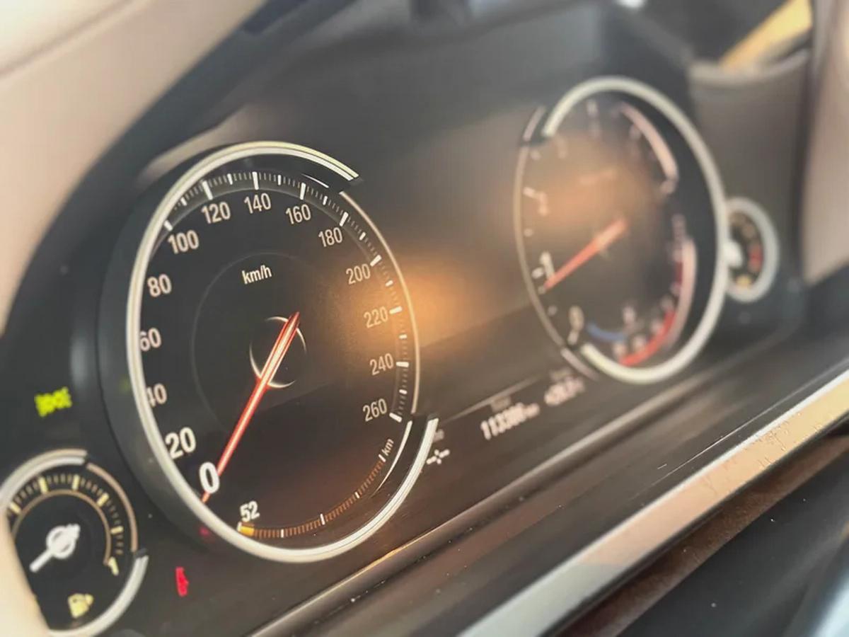 BMW 760M Gcc Full Option Free Accident Super Clean-13-13