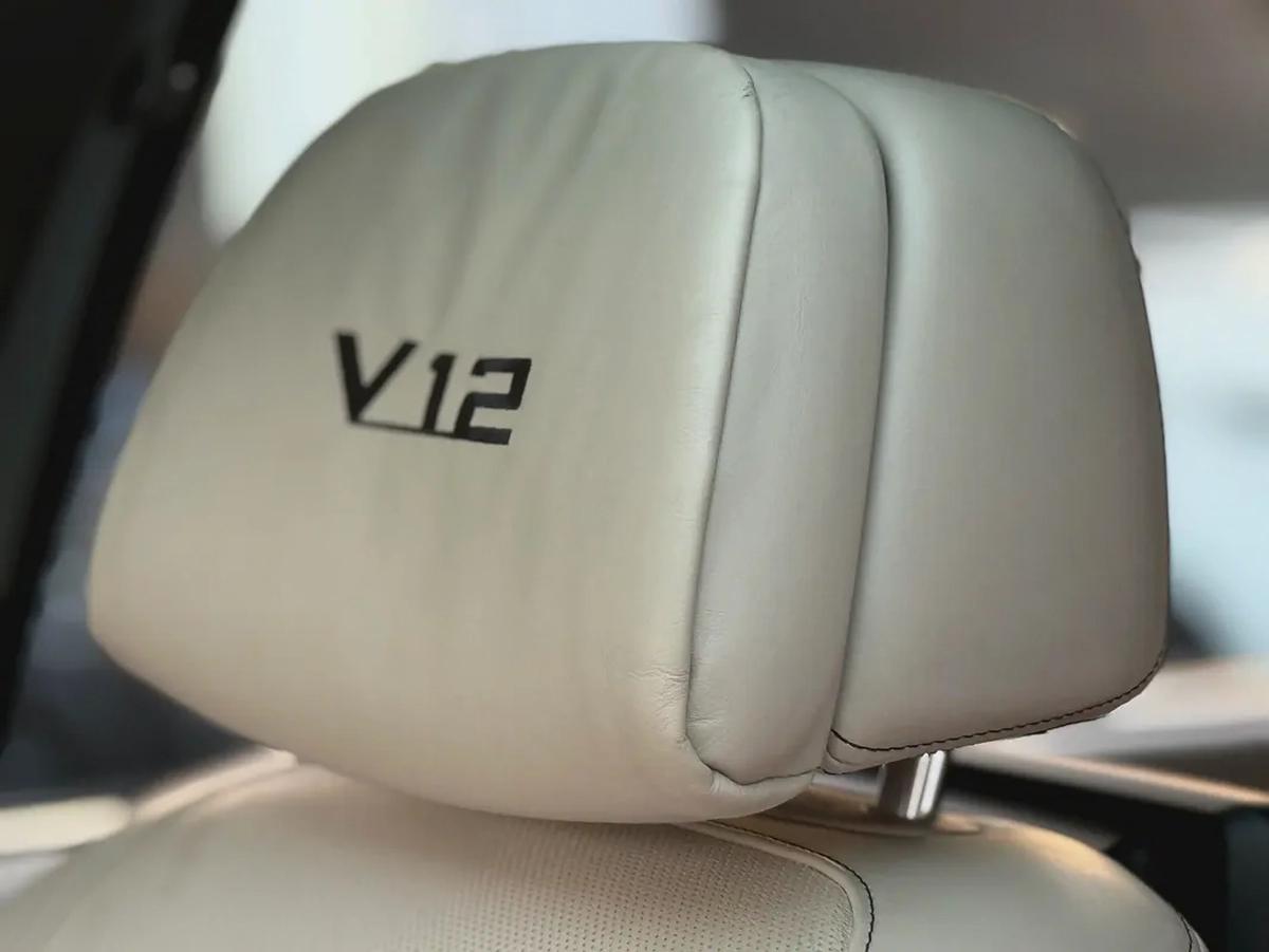 BMW 760M Gcc Full Option Free Accident Super Clean-14-14