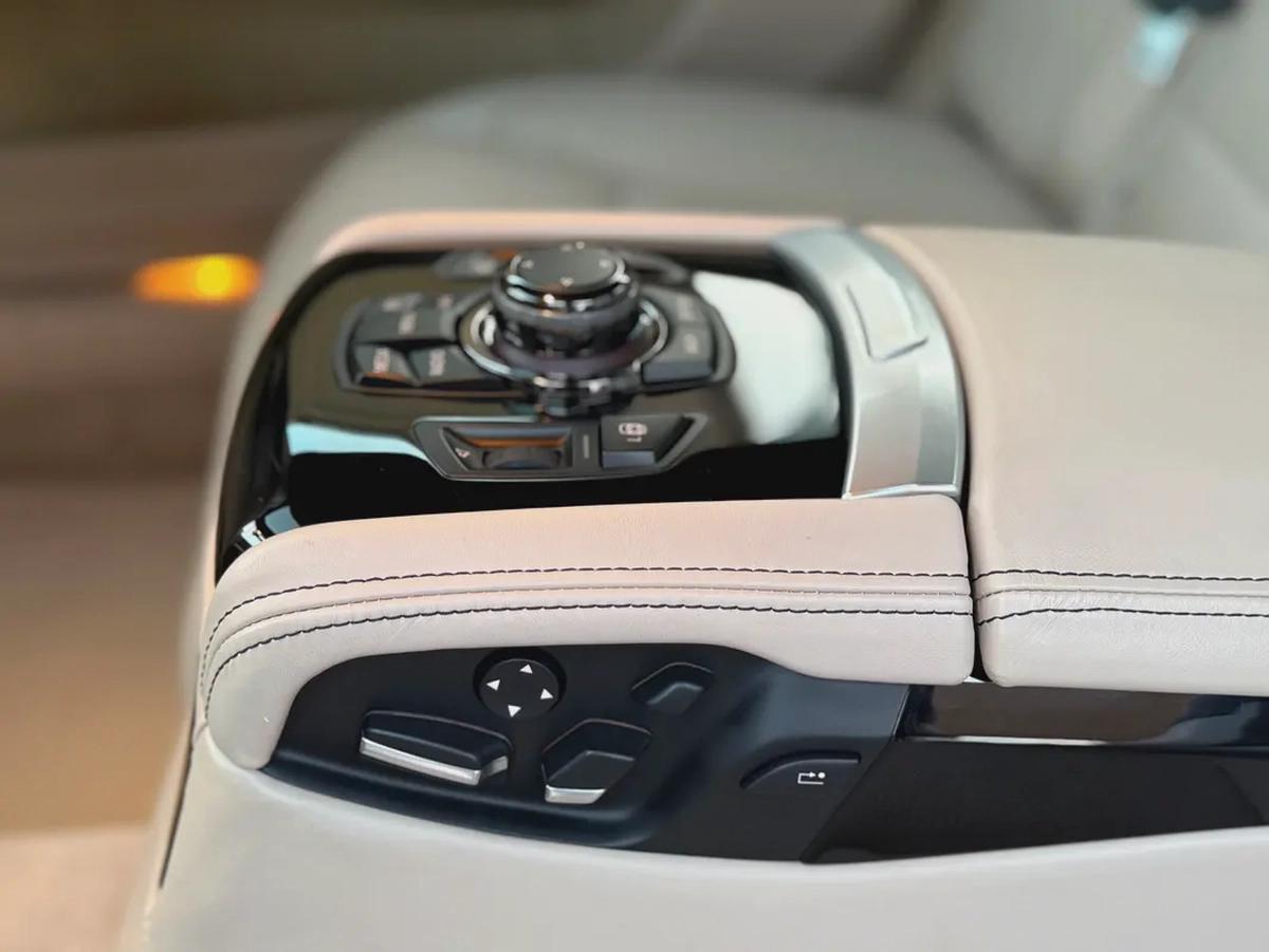 BMW 760M Gcc Full Option Free Accident Super Clean-18-18
