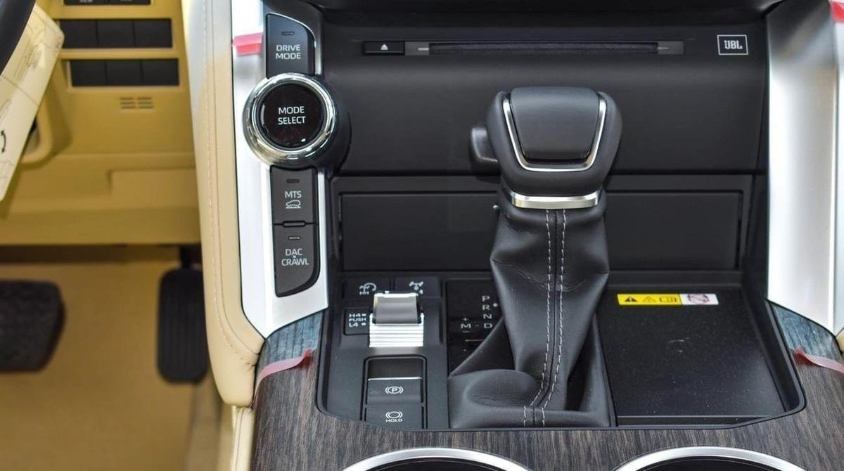 Toyota Land Cruiser Twin turbo VXR 3.5L petrol MY2025 V6-13-13