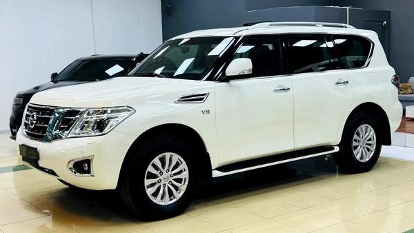 2016 Nissan Patrol SE V8 1st Owner From Agency