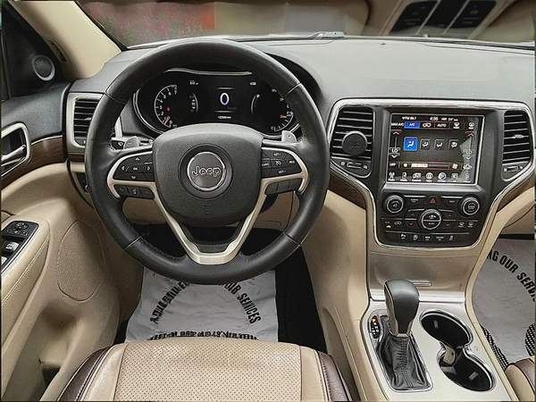 AED 1,157 P.M | 2017 Jeep Grand Cherokee Exclusive - GCC Specs | Original paint