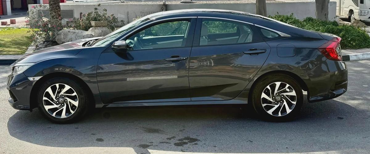 2019 Honda Civic | G.C.C Spec | Full options-7-7