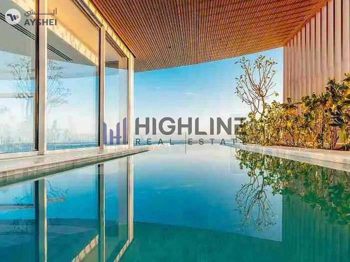 Sophisticated Vibrant Beach Luxury Villa-11-11