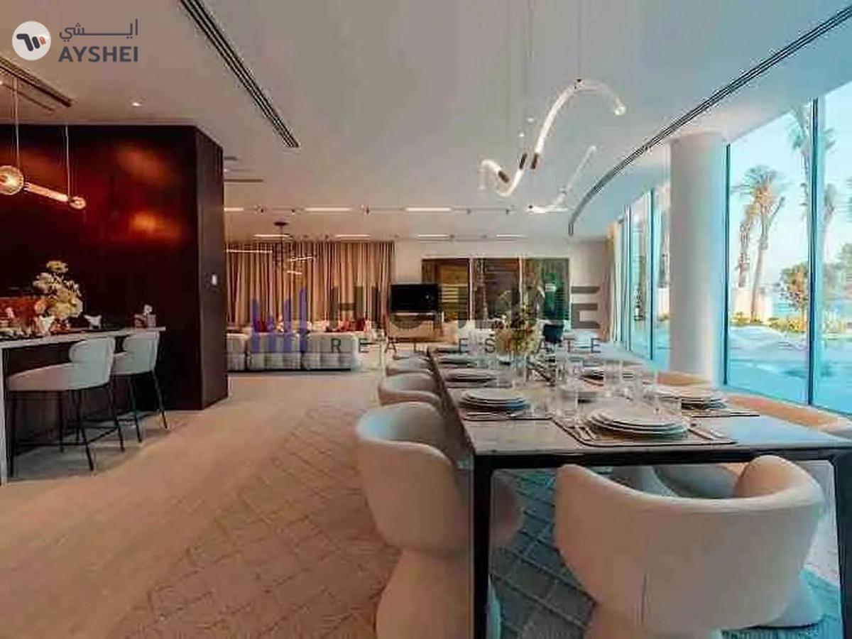 Sophisticated Vibrant Beach Luxury Villa-16-16