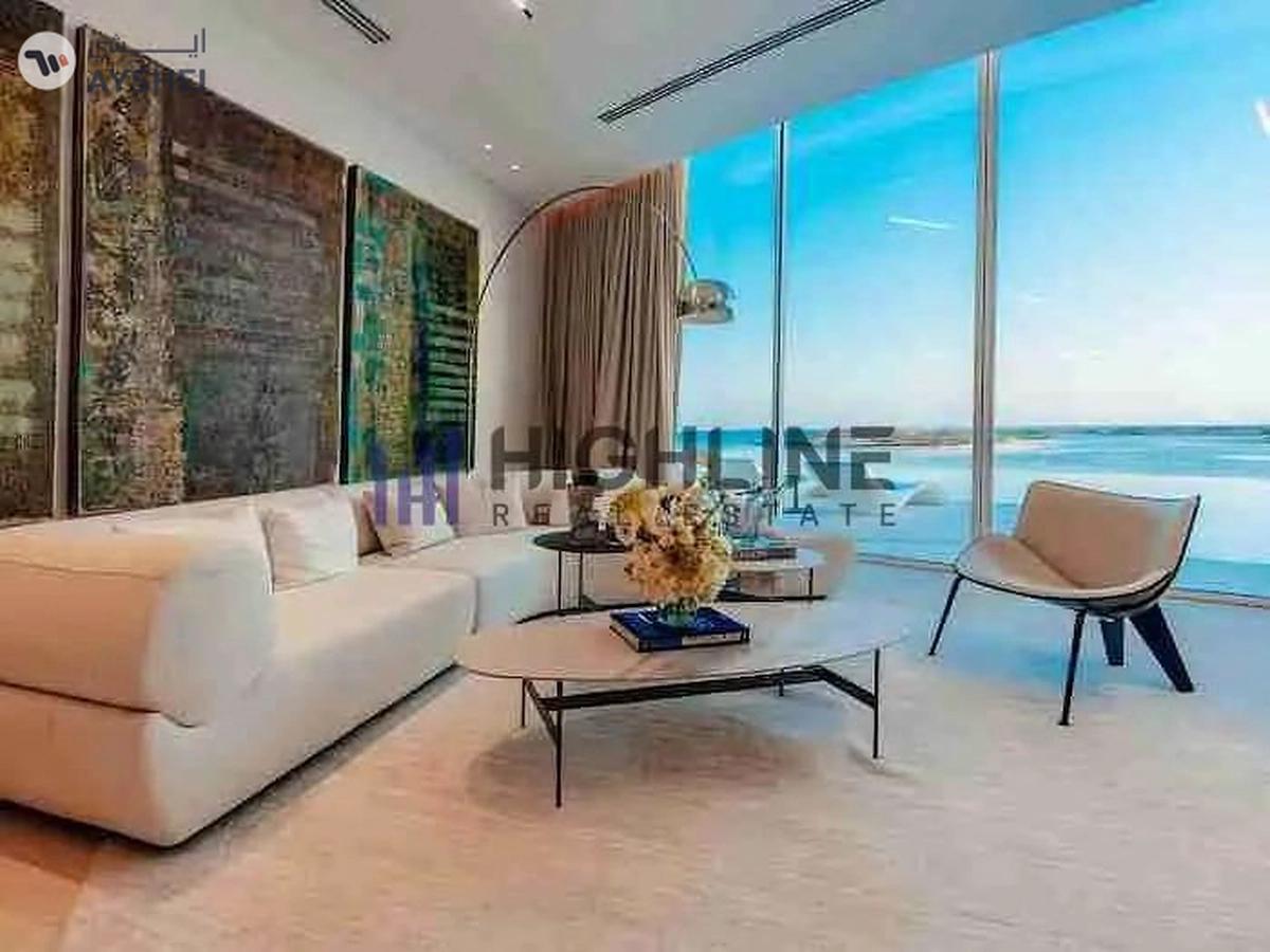 Sophisticated Vibrant Beach Luxury Villa-18-18