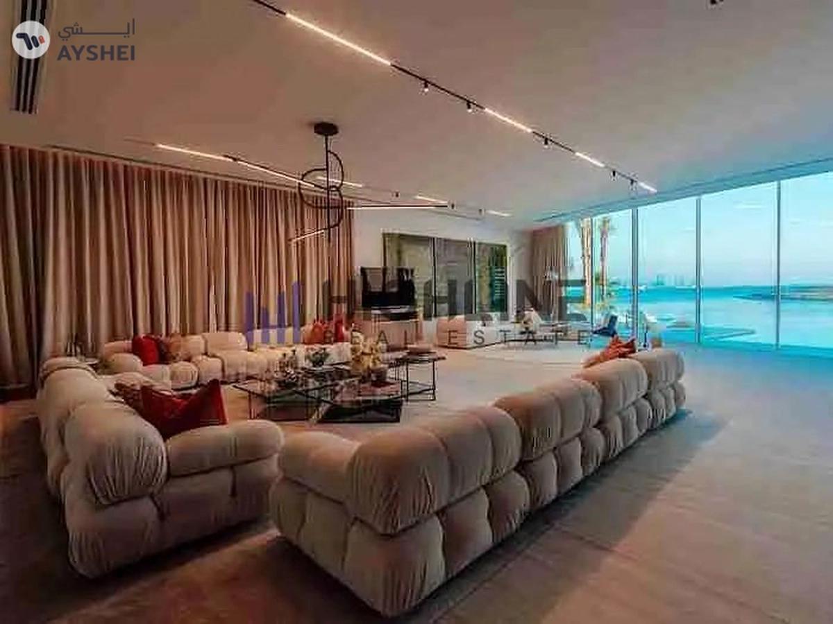 Sophisticated Vibrant Beach Luxury Villa-20-20
