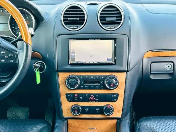 MERCEDES BENZ GL550 - 2008 - CLEAN CAR FRESH JAPAN IMPORT