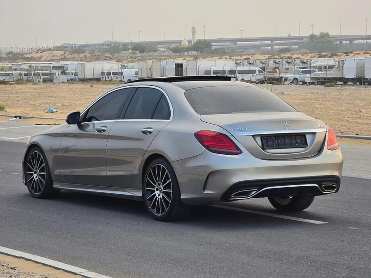 مرسيدس بنز C200 مواصفات خليجي 2019 بحالة جيدة-4-4