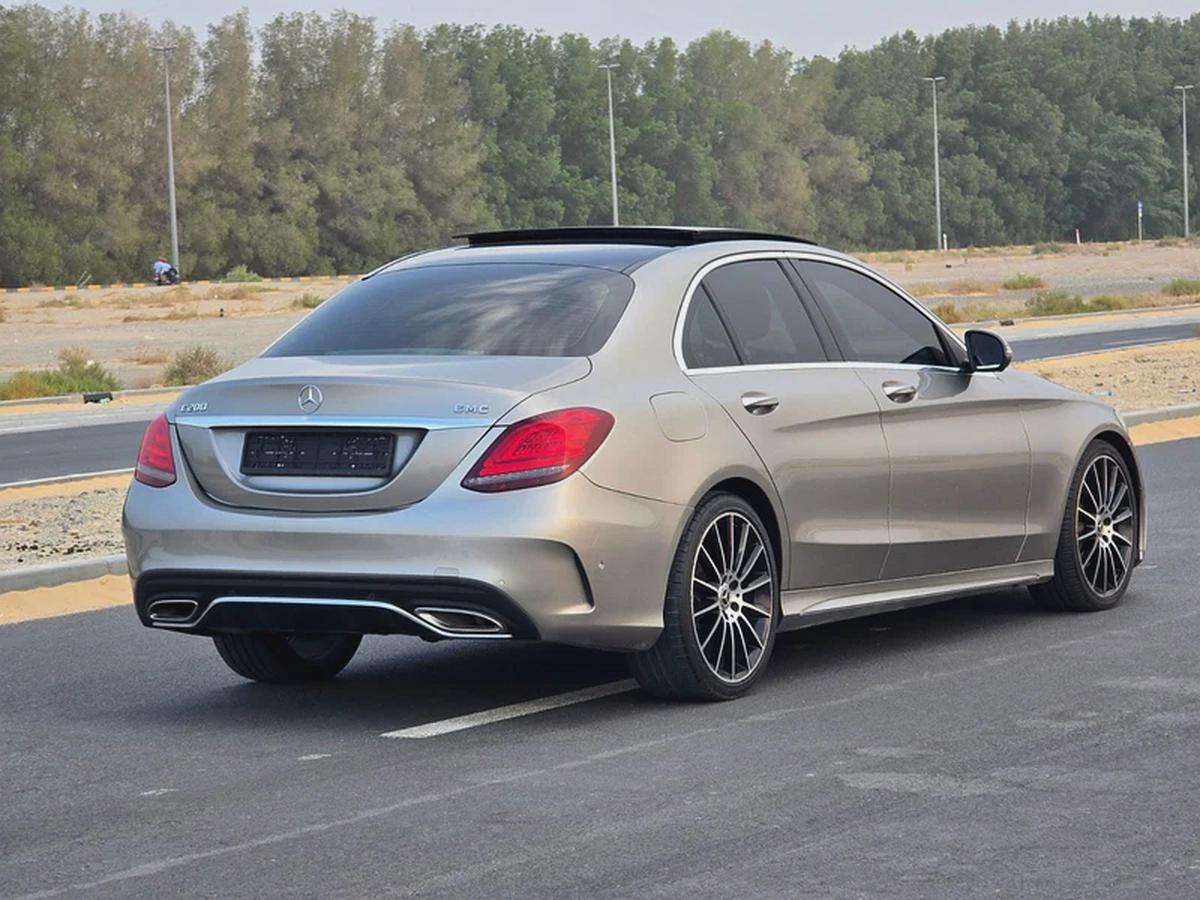 مرسيدس بنز C200 مواصفات خليجي 2019 بحالة جيدة-5-5