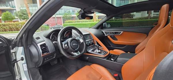 2019 Jaguar F Type R Dynamic-Full option-Excellent Condition-Full Service History