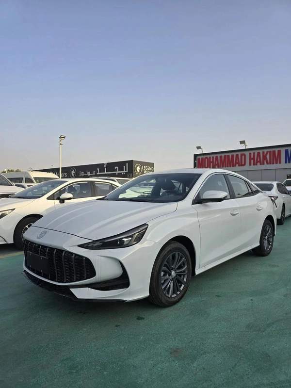 MG5 1.5L LUXURY VERSION