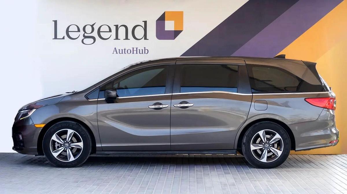 Honda Odyssey Touring Elite-17-17