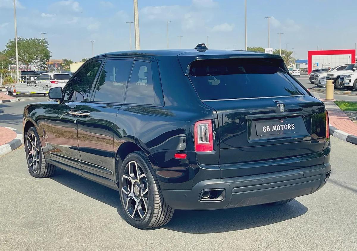2023 Rolls-Royce Cullinan Black Badge-5-5